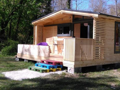 HÉBERGEMENT INSOLITE 6 personnes - CABANE D'HANSEL