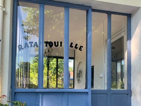 GÎTE 10 personnes - GITE RATATOUILLE