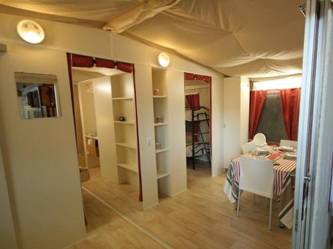 Tente en toile et en bois 4 personnes - Lodge Tent