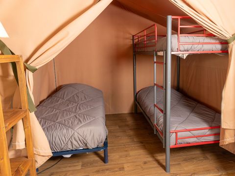 TENTE TOILE ET BOIS 4 personnes - Tente Nature - 2 chambres (sans sanitaire)