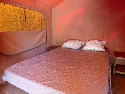 TENTE TOILE ET BOIS 4 personnes - Tente Nature - 2 chambres (sans sanitaire)