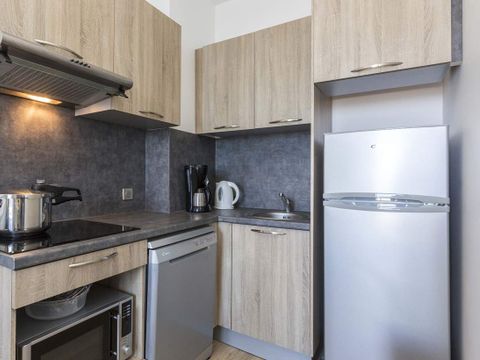 STUDIO 4 personnes - cabine côté parc