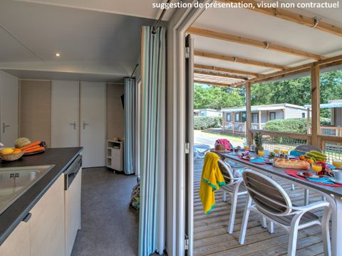 MOBILHOME 4 personnes - Homeflower Premium PMR 26.5m² (2 chambres) + CLIM + terrasse semi-couverte + TV + draps + serviettes