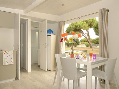 MOBILHOME 6 personnes - Mobil-Home Confort 35 m² (3 chambres + terrasse semi-couverte + TV + LV + Clim