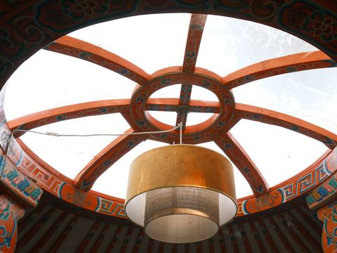 HÉBERGEMENT INSOLITE 2 personnes - YOURTE