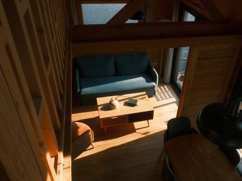 HÉBERGEMENT INSOLITE 2 personnes - CABANE SUR L'EAU avec Jacuzzi