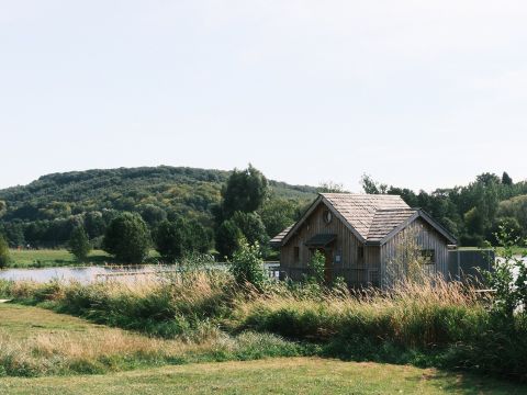 Hébergement 2 personnes - CABANE SUR L'EAU avec Jacuzzi