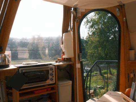 HÉBERGEMENT INSOLITE 2 personnes - GOUTTE D'O sans sanitaires