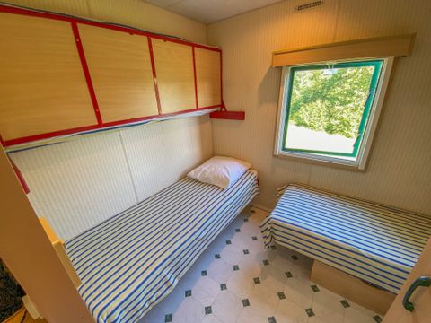 MOBILHOME 5 personnes - SANCY (arrivée dimanche)