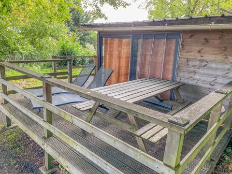 MOBILHOME 4 personnes - ARTENSE (arrivée dimanche)