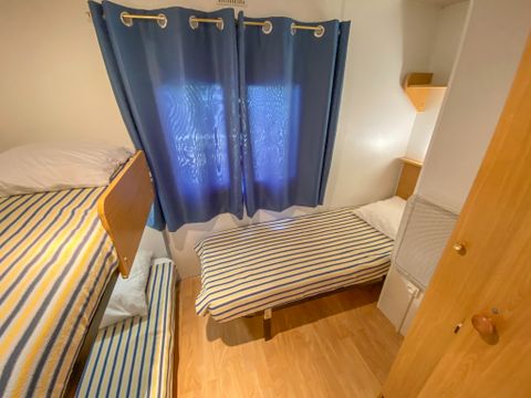 MOBILHOME 4 personnes - SUMENE (arrivée dimanche)