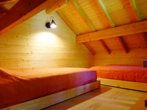 HÉBERGEMENT INSOLITE 4 personnes - Cabane perchée Beaumont 4 pers.