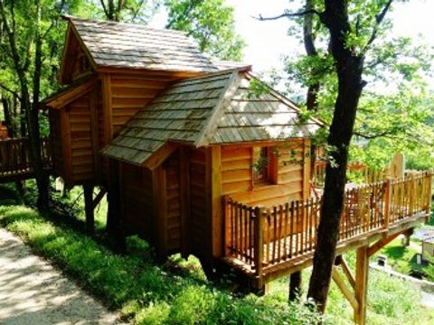 Hébergement 6 personnes - Cabane Perchée Beaumont 6 pers.