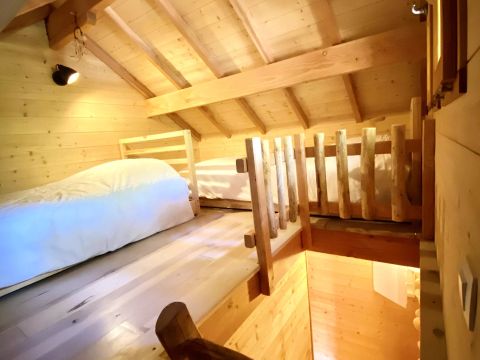 Tente en toile et en bois 4 personnes - Cabane Perchée Beaumont 3 Pièces 4 Personnes