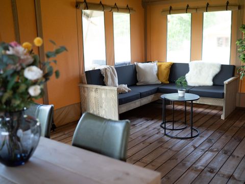 Tente en toile et en bois 7 personnes - tente safari de luxe