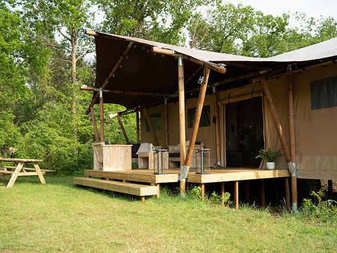 Tente en toile et en bois 7 personnes - tente safari de luxe