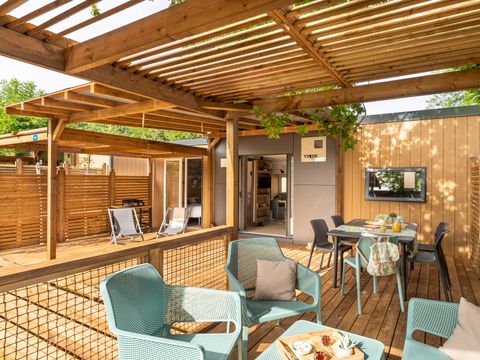 MOBILHOME 6 personnes - EXCLUSIF 3 CHAMBRES + SUITE PARENTALE