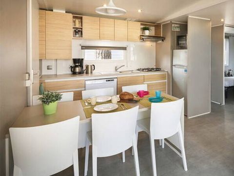 MOBILHOME 6 personnes - Mobil-home | Premium | 3 Ch. | 6 Pers. | Terrasse Lounge | Clim.