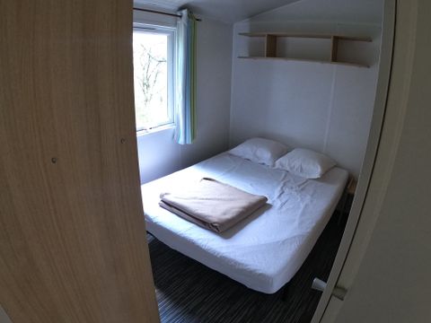 Tente en toile et en bois 4 personnes - Tithome sans sanitaire (dimanche à dimanche du 07/07/24 au 01/09/24) 4 pers.