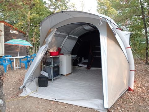 TENTE 4 personnes - Tente équipée 4 personnes (dimanche à dimanche du 07/07/24 au 01/09/24) 4 pers. 