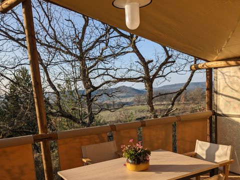 BUNGALOW TOILÉ 4 personnes - Jungle lodge 4 personnes (dimanche à dimanche du 07/07/24 au 01/09/24) 4 pers. 