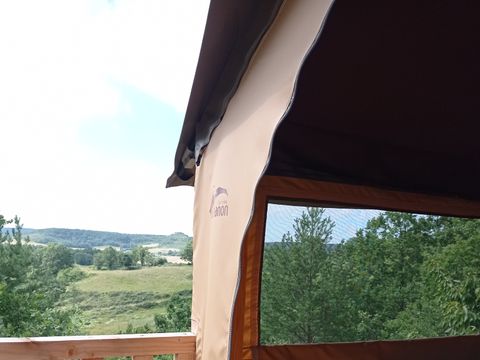 Hébergement 2 personnes - Cabane sur pilotis 1/2 pers. - (3 nuits minimum en Juillet et Août)