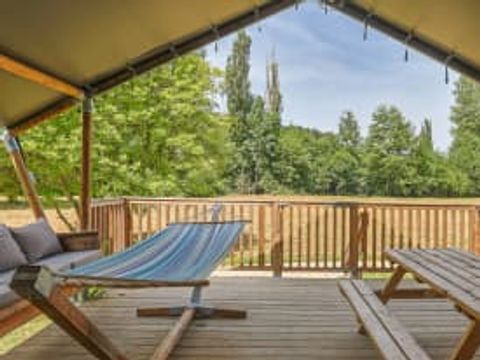 TENTE TOILE ET BOIS 6 personnes - Belle vue
