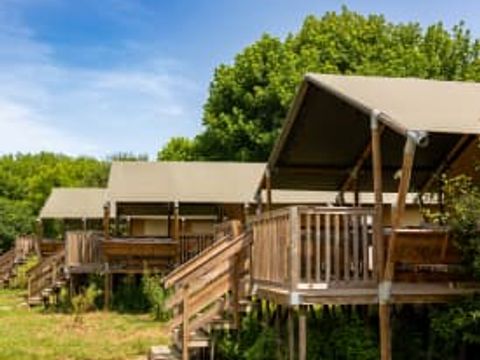 TENTE TOILE ET BOIS 6 personnes - Belle vue