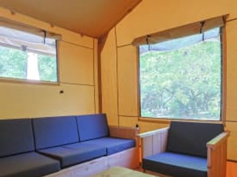 TENTE TOILE ET BOIS 5 personnes - Grives