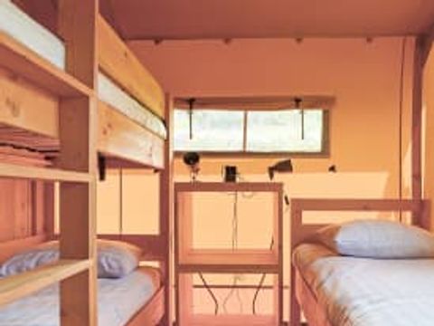 TENTE TOILE ET BOIS 5 personnes - Grives