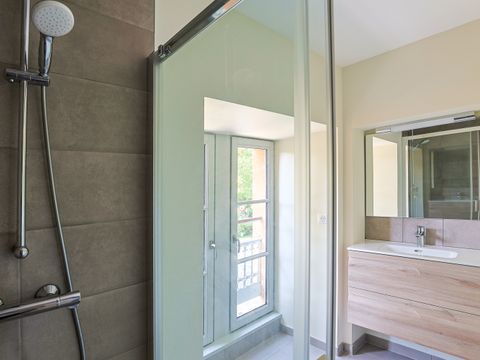 APPARTEMENT 4 personnes - Appartement Marquay