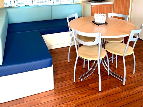 MOBILHOME 4 personnes - 2 chambres confort + loggia