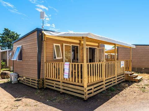 MOBILHOME 6 personnes - Premium | 3 Ch. | 6 Pers. | Terrasse surélevée | TV