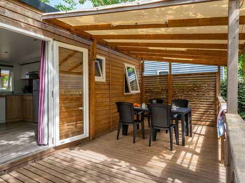 MOBILHOME 6 personnes - Premium | 3 Ch. | 6 Pers. | Terrasse surélevée | TV