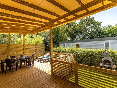 MOBILHOME 6 personnes - Mobil-home | Premium | 3 Ch. | 6 Pers. | Terrasse surélevée | 2 SDB | TV