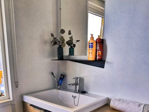 MOBILHOME 9 personnes - PRESTA+ 4 chambres 40m² TV + clim