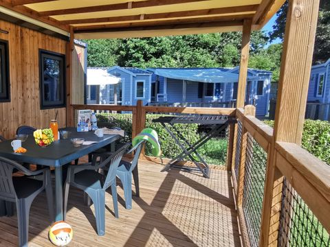 Mobilhome 6 personnes - PRESTA+Kids - 3 chambres - 2 salles de bain 40m² - TV - Clim