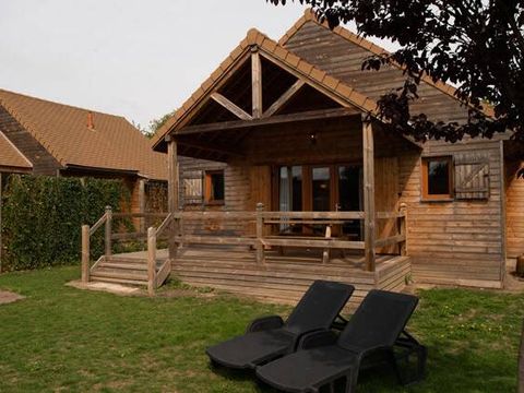 CHALET 7 personnes - Lodge | 3 Ch. | 5/7 Pers. | Terrasse surélevée | 1 SDB | TV