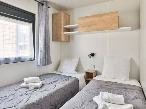 MOBILHOME 6 personnes - Mobil-home | Premium | 3 Ch. | 6 Pers. | Terrasse surélevée | TV