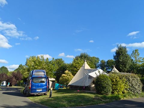 TENTE TOILE ET BOIS 4 personnes - Tipi - sans sanitaires