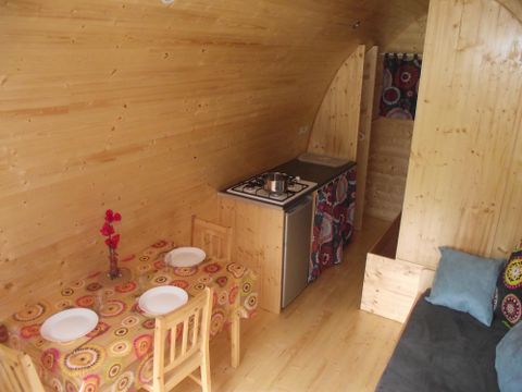 HÉBERGEMENT INSOLITE 3 personnes - CABANE POD