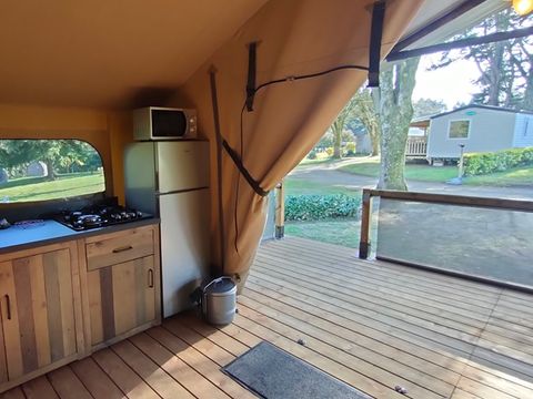 TENTE TOILE ET BOIS 5 personnes - Lodge Kenya 34 (sans sanitaires)
