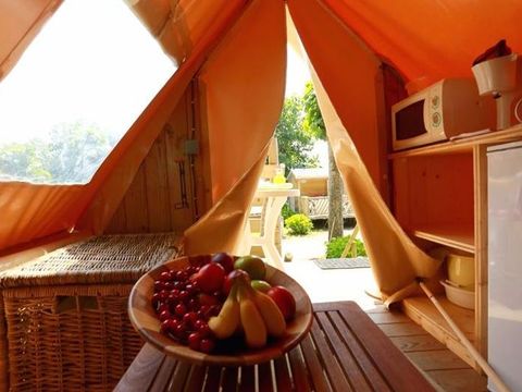 TENTE TOILE ET BOIS 2 personnes - Lodge BELTXU (sur pilotis)