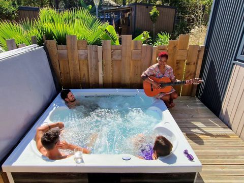 MOBILHOME 8 personnes - Mobile-home LUXE LOKIZ avec spa 8 personnes