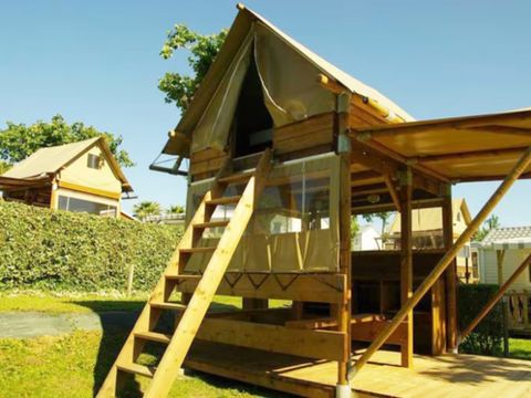 TENTE TOILE ET BOIS 2 personnes - Lodge LAINA 2 personnes
