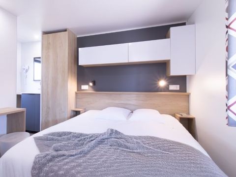 MOBILHOME 4 personnes - Mobile-home LUXE ANDIA avec spa 4 personnes