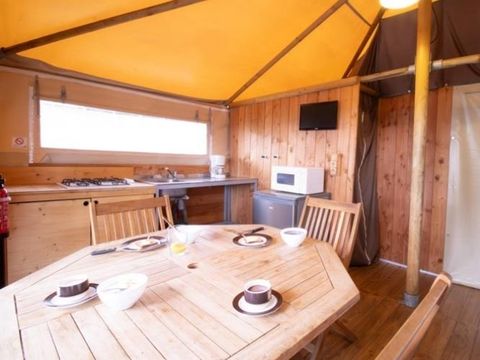 TENTE TOILE ET BOIS 6 personnes - Lodge ULIA 6 personnes