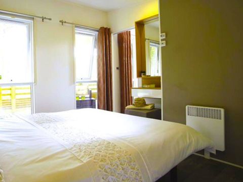 MOBILHOME 6 personnes - Mobil-home | Ultimate | 3 Ch. | 6 Pers. | Terrasse surélevée | Clim. | TV