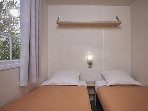 MOBILHOME 6 personnes - Mobil-home | Comfort | 3 Ch. | 6 Pers. | Terrasse surélevée | Clim. | TV