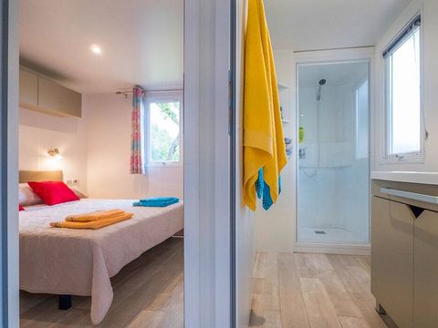 MOBILHOME 5 personnes - Mobil-home | Comfort | 2 Ch. | 5 Pers. | Terrasse surélevée | Clim.